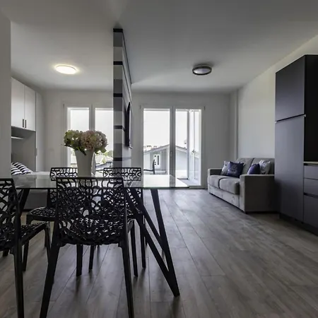 Appartamento Elegant For A Stylish *